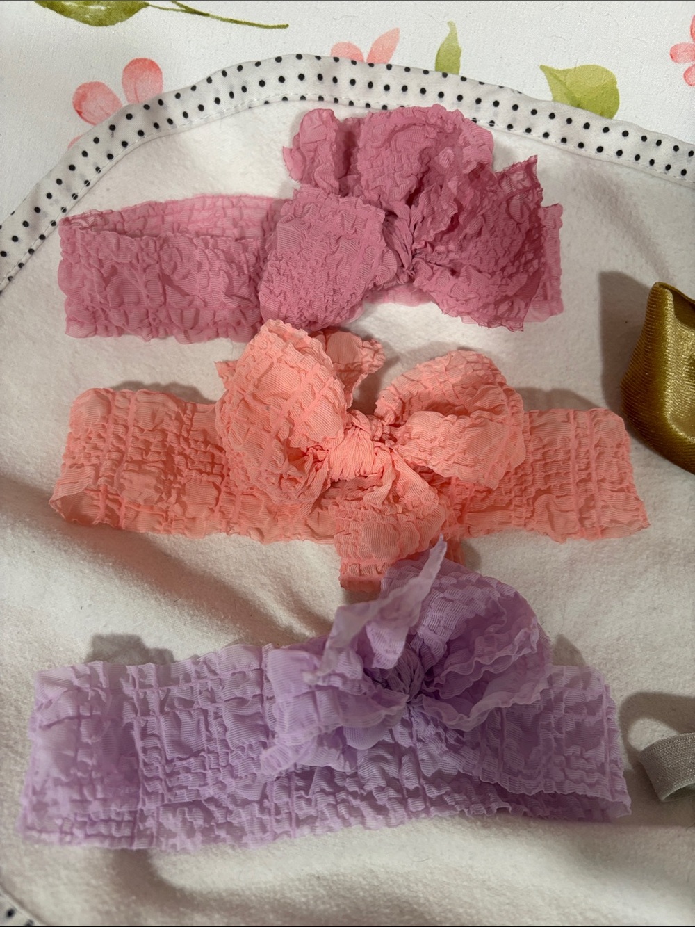 10 bows - Picture 2 of 4